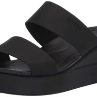 crocs womens Fashion Sandals